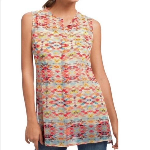 Cabi Avery sleeveless tunic top - Picture 1 of 10